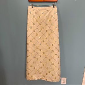 VIE by Victoria Royal long formal skirt with beading detail. 14P